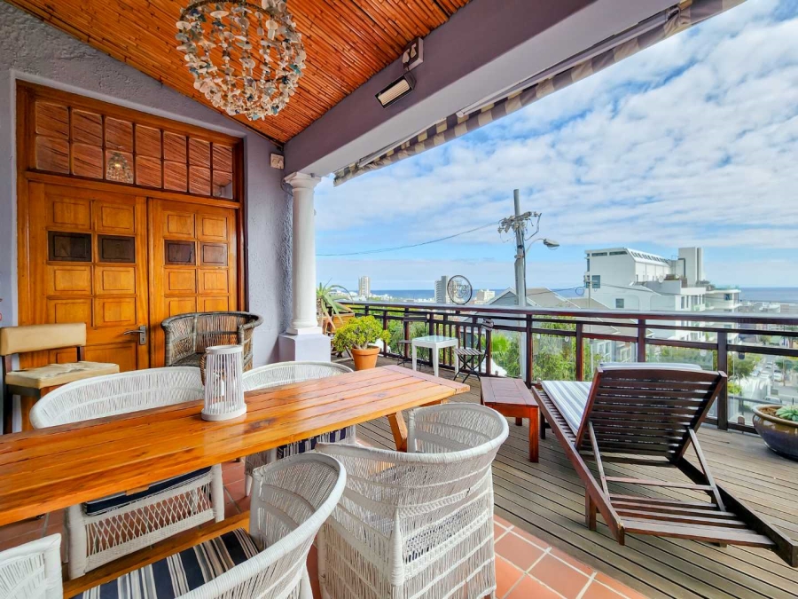 3 Bedroom Property for Sale in Sea Point Western Cape